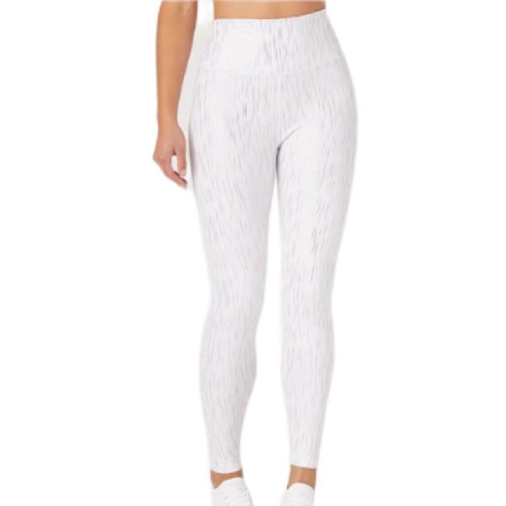 Winter white leggings size M